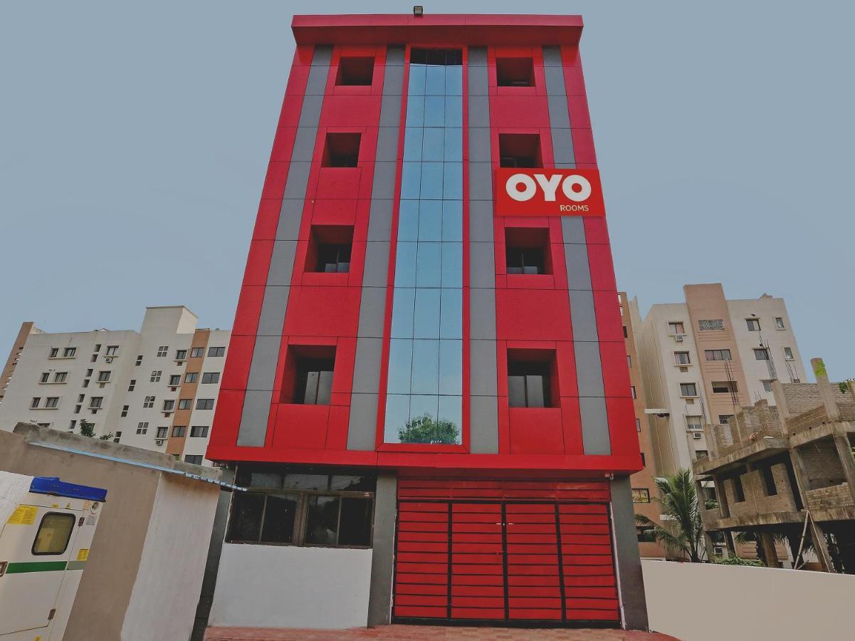 Super Collection O Aryan Hotel Khandagiri Экстерьер фото